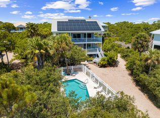 1912 Nautilus Dr, Saint George Island, FL 32328