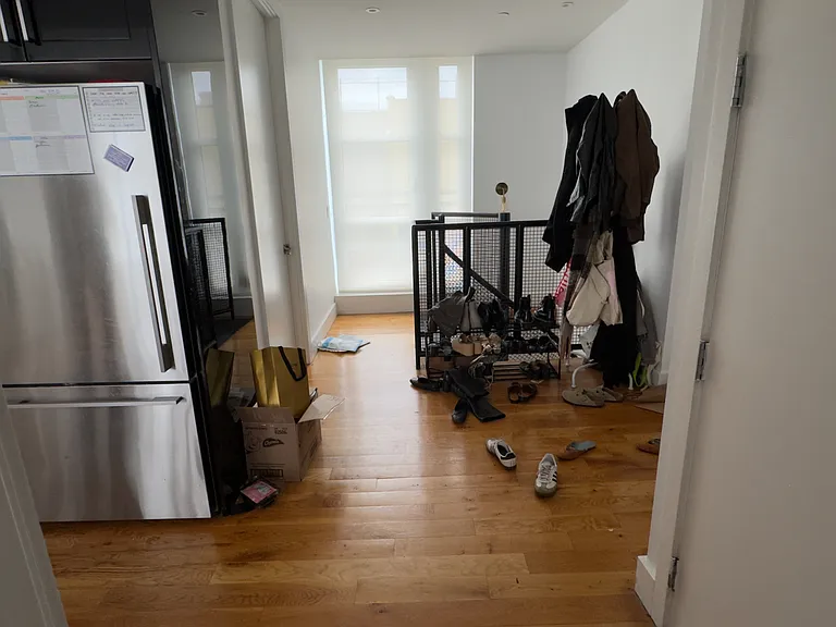 229 Roebling St #4D — Photo 6