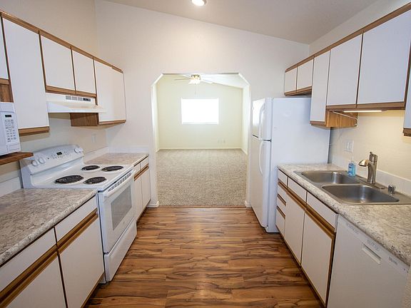 4th image of 3 N McKinley St #B
