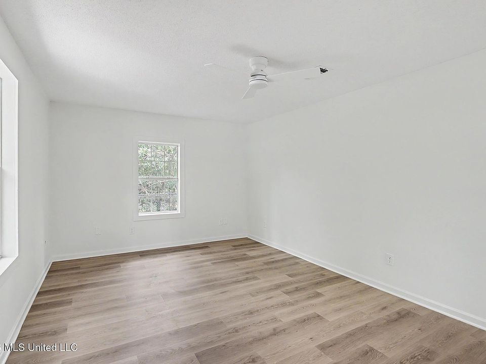 15283 5th St, Gulfport, MS 39503 | Zillow