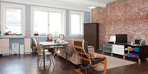 Rented by Metro Realty NY Inc