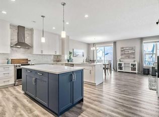 75 NE Sundown Way, Cochrane, AB T4C2M4