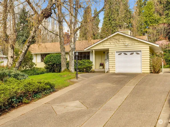 146 SW 166th Place, Normandy Park, WA 98166