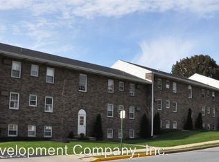 15 Orchard Hills Dr APT E, Boyertown, PA 19512