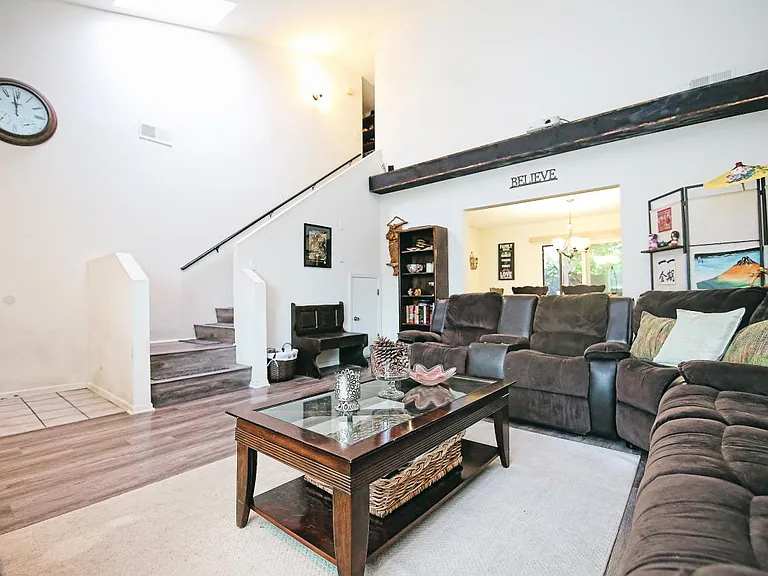16731 Eric Ave — Photo 3