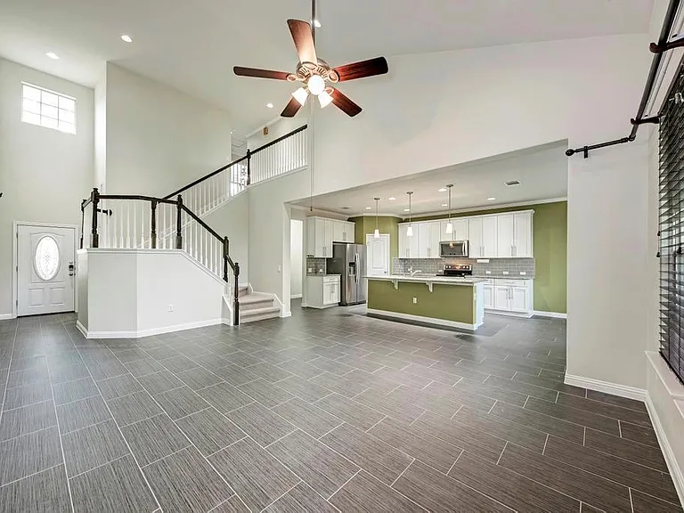 10617 Portico Ln — Photo 5