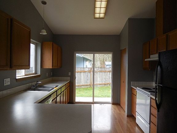 3rd image of 1509 Evanston Ct NE