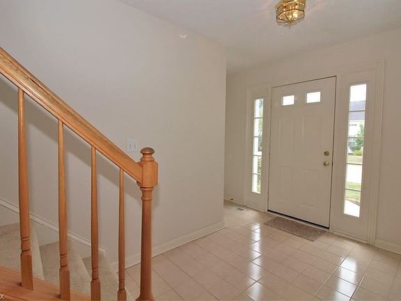 2nd image of 1873 Hamden Ln
