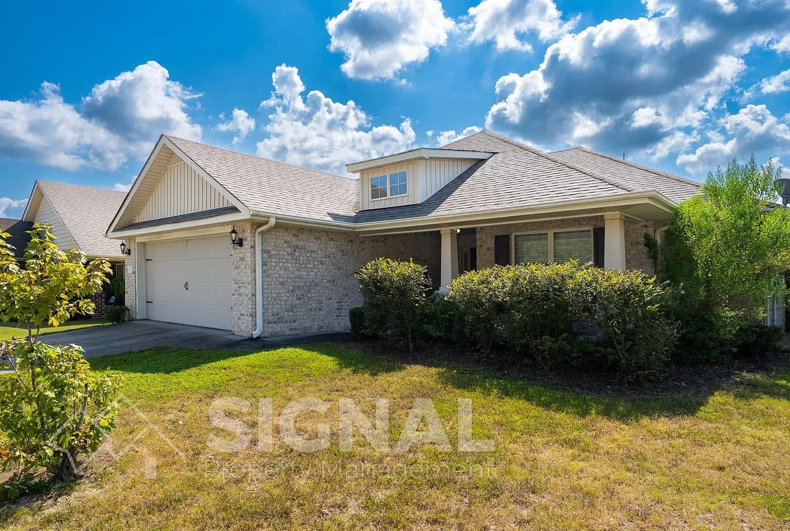 3 bed, 2.0 bath, 1683 sqft, $1,975 — Photo 2