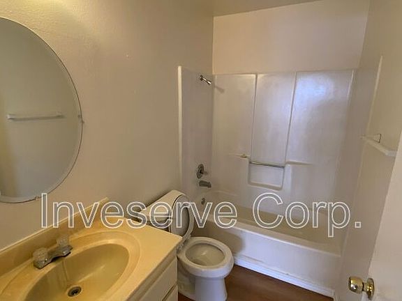 3rd image of 14733 Nelson Ave APT 212