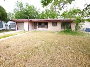 1707 S Tyler St, Beeville, TX 78102