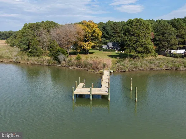 7582 Leadenham Cove Rd, Bozman, MD 21612