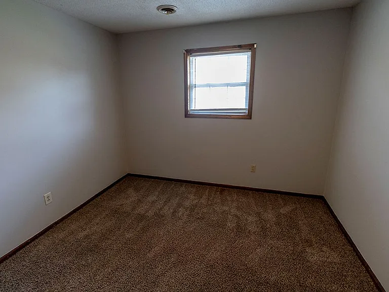 2908 Leeway Dr #B — Photo 19