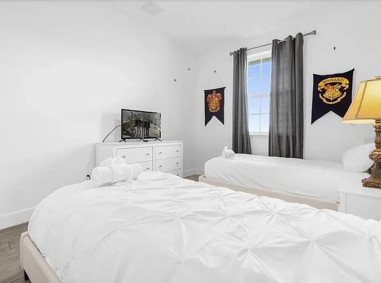 450 Captiva Dr — Photo 14