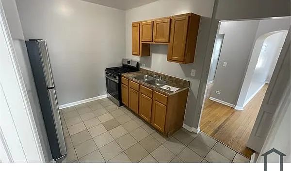 806 N Lockwood Ave #2B — Photo 7