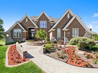 74 W Deer Ln, Lemont, IL