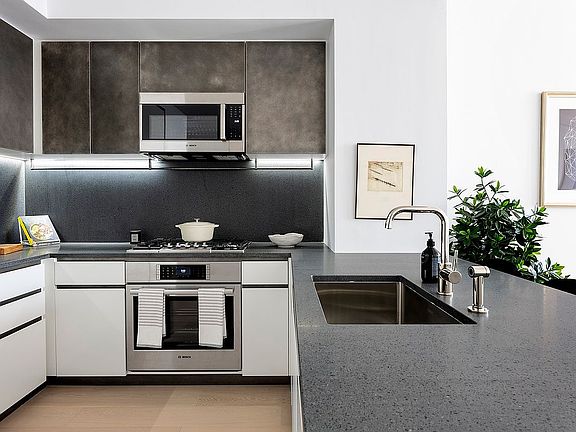 3rd image of 11 Hoyt St APT 46K