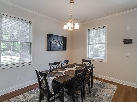 5th image of 344 Byron Rd