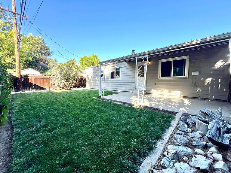 2449 Otis St — Photo 71