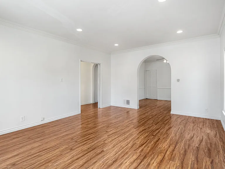 3226 Griffith Park Blvd #1 — Photo 10