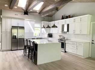 4233 Snow Rd, Bridgman, MI 49106