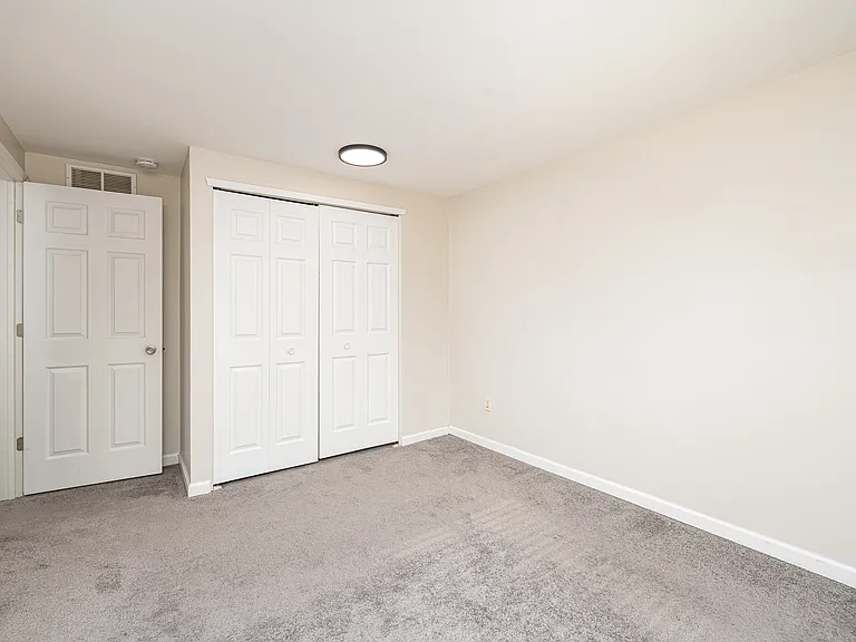 251 Sheffield Dr — Photo 7