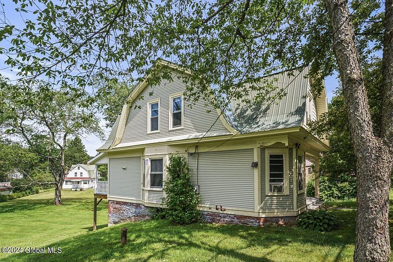 3rd image of 139 South Main Street