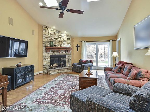 3rd image of 340 Prospect Bay Dr W