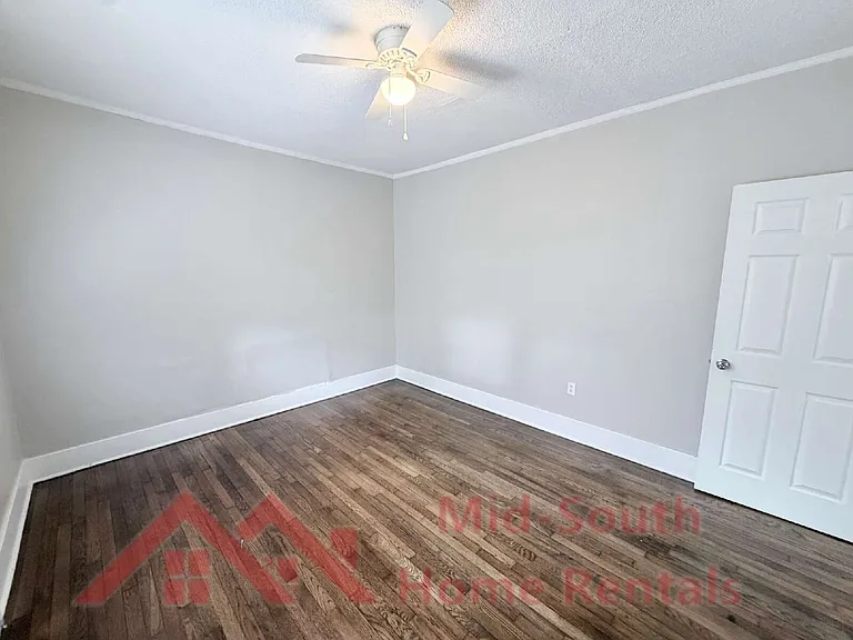 3078 Chisca Ave — Photo 14