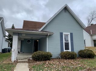805 N Sexton St, Rushville, IN