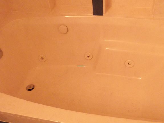 Master Whirlpool Tub