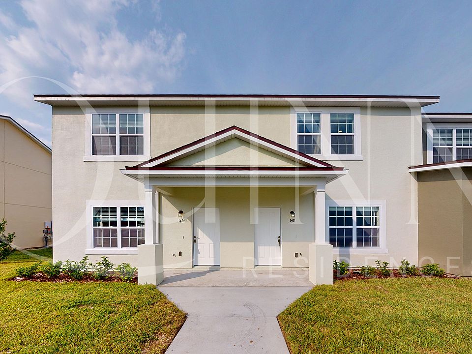 1st image of 130 Eleven Oaks Cir