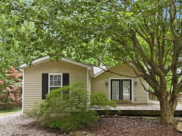 120 Carolina Ave, Oxford, NC 27565