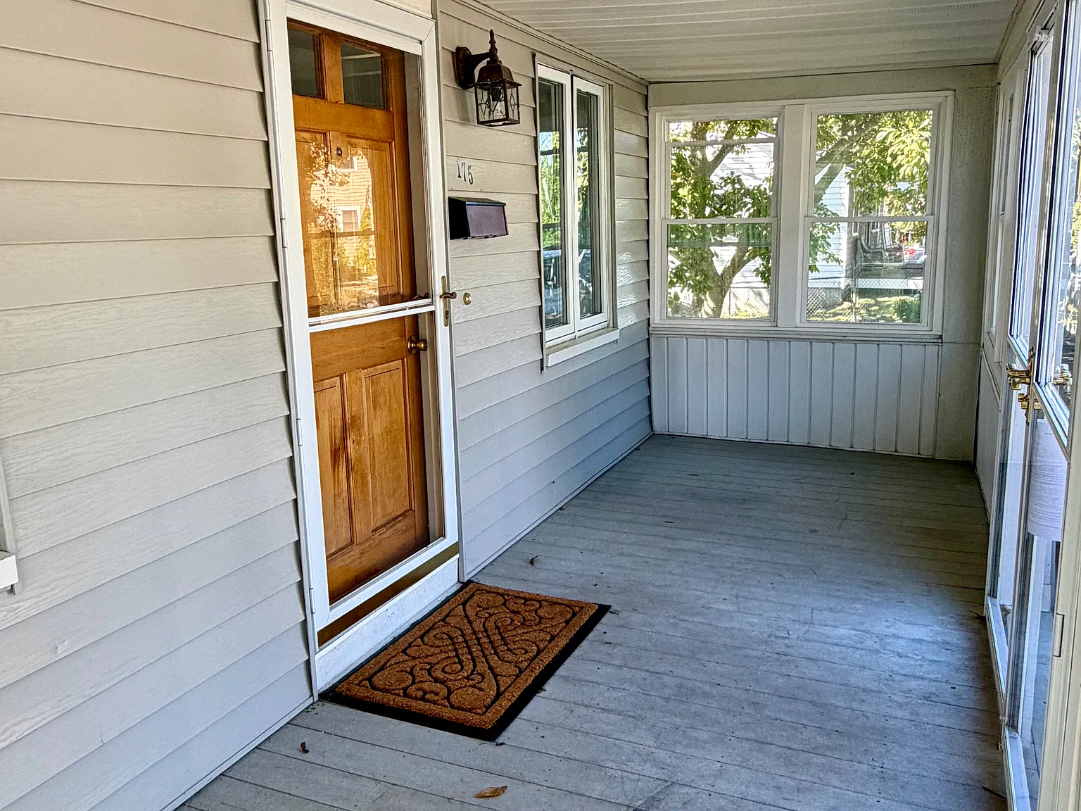 3 bed, 1202 sqft, $3,500 — Photo 2