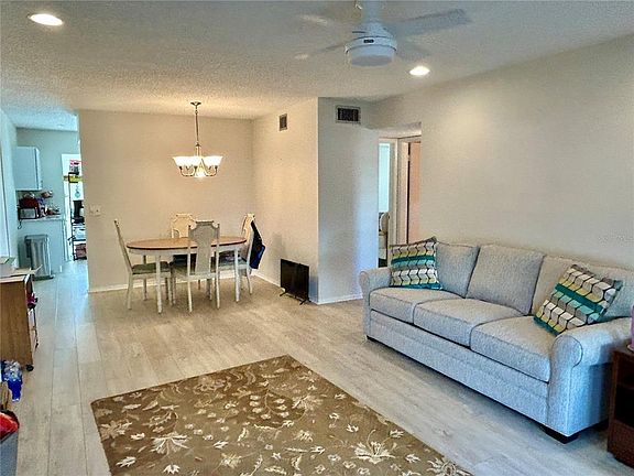 4th image of 2311 BRISBANE STREET #23