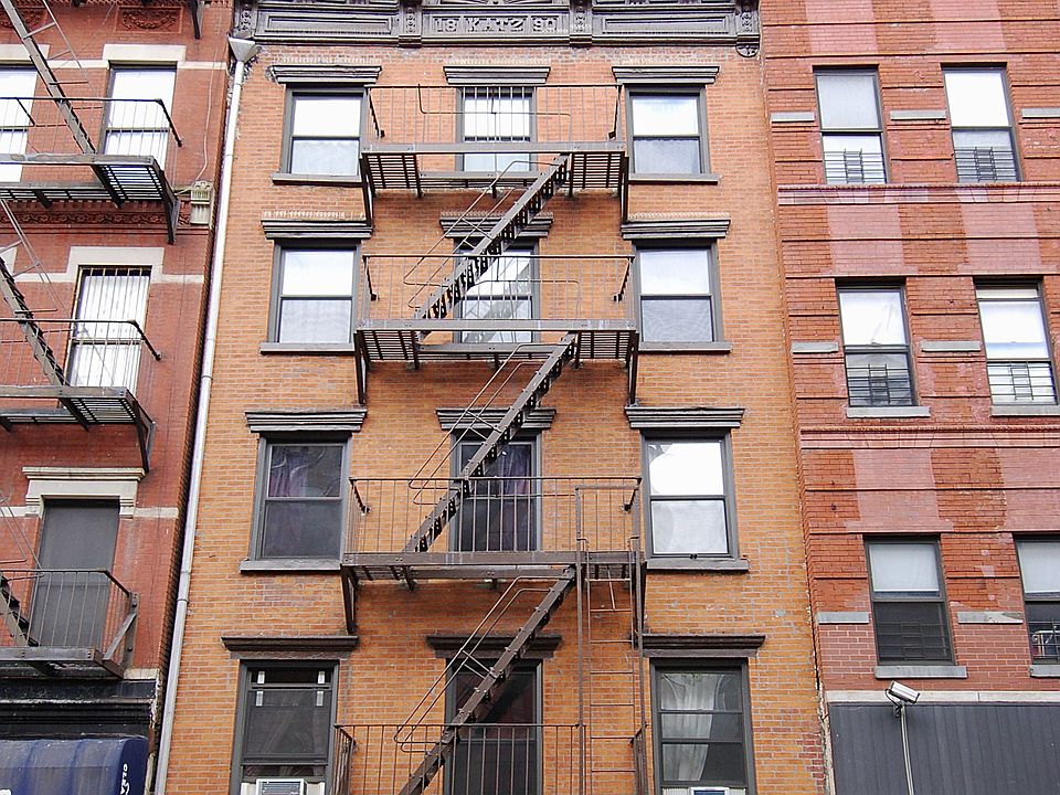 1st image of 165 Avenue B