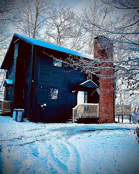 1st image of 1546 Black Branch Rd
