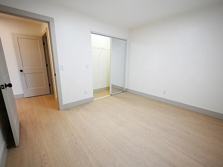 176 Brushwood Dr — Photo 9