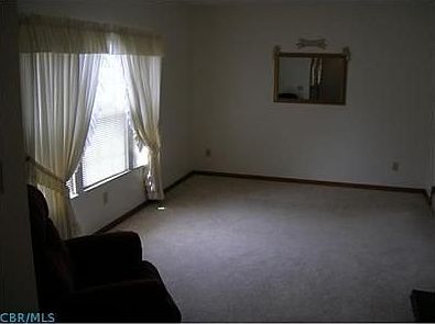 5th image of 792 Bernese Ct