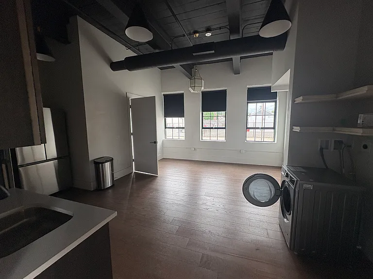 54 Union St #109 — Photo 8