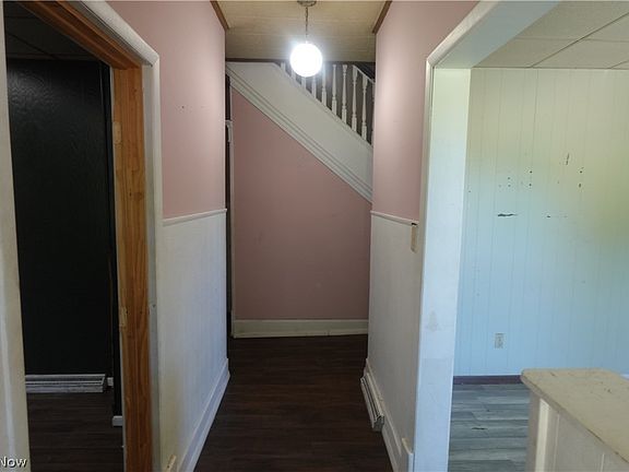 5th image of 71793 Church St
