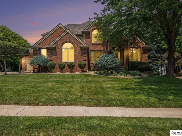 16518 Mason St, Omaha, NE 68118