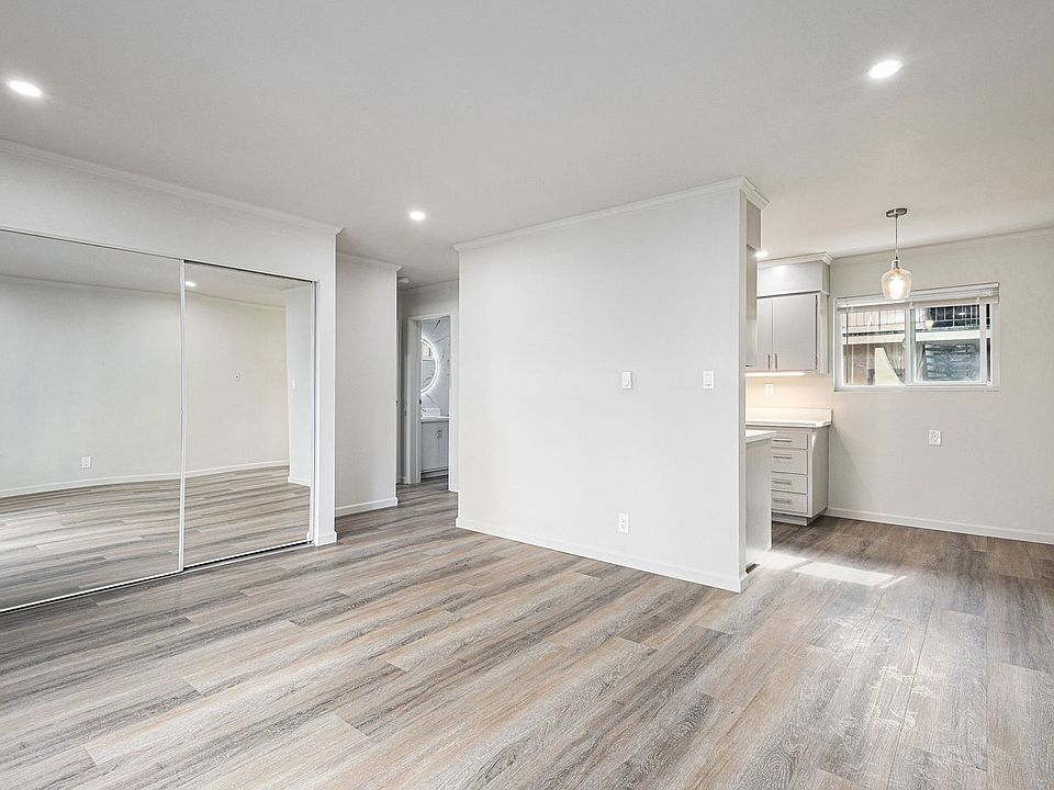 1st image of 145 17th St #51508d3f2