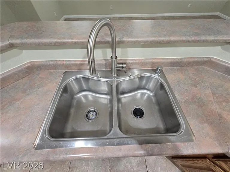 2204 Van Patten Pl — Photo 34