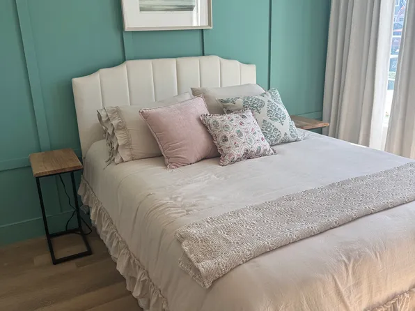 3740 W Clinton Ave, Visalia, CA 93291