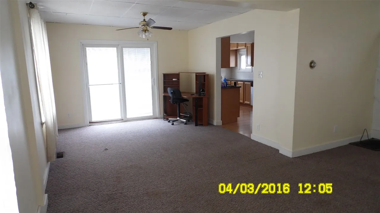 448 Bates St photo 1