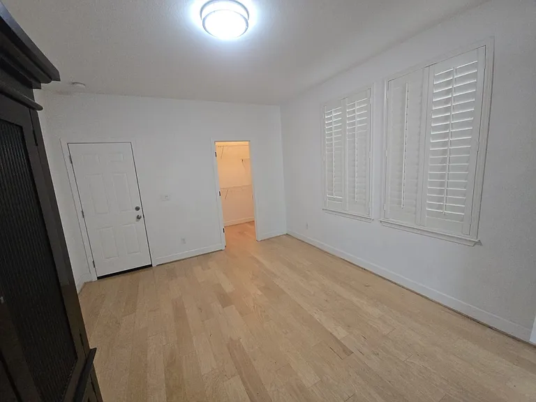 798 S Escuela Dr — Photo 11