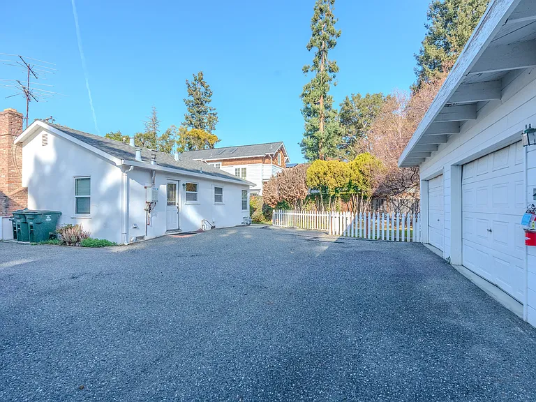 618 Central Ave — Photo 11