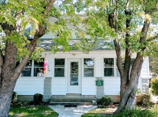210 Lossing Ave, Colonial Beach, VA 22443