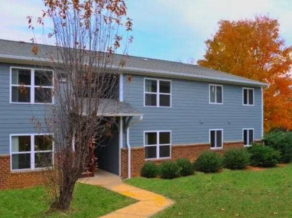 213 Laurel Ln #213, Pulaski, VA 24301